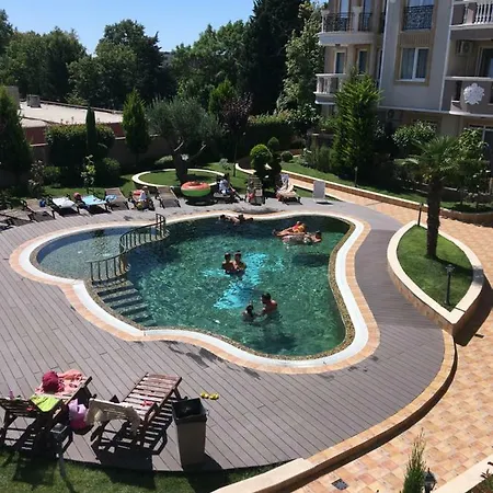 Appartamento Vase With Pool Ravda